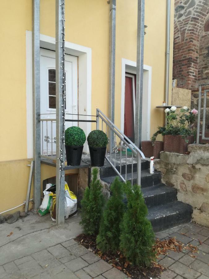 Guest House Schloßwache-Zerbst Exterior foto